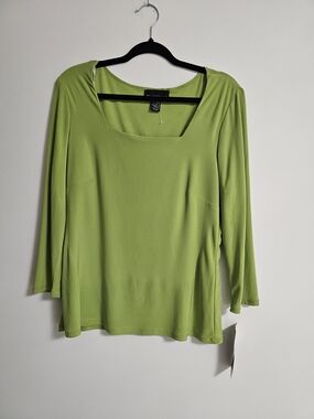 Frank Lyman Design Lime Green Scoop Neck Long Sleeve Top